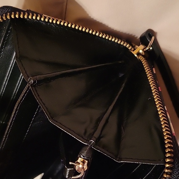 Kate Spade long zip leather wallet in pretty water color pattern - Picture 8 of 10